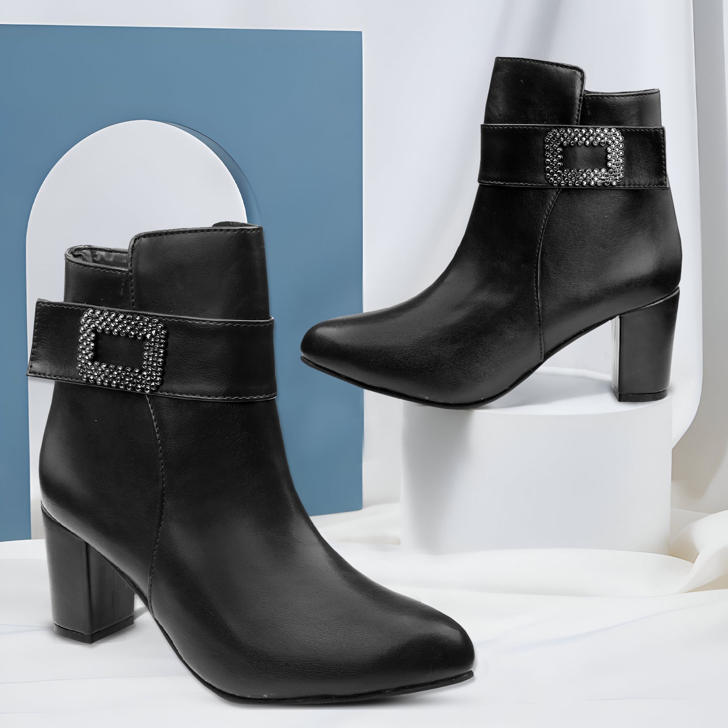 Women Heel Buckle Boots