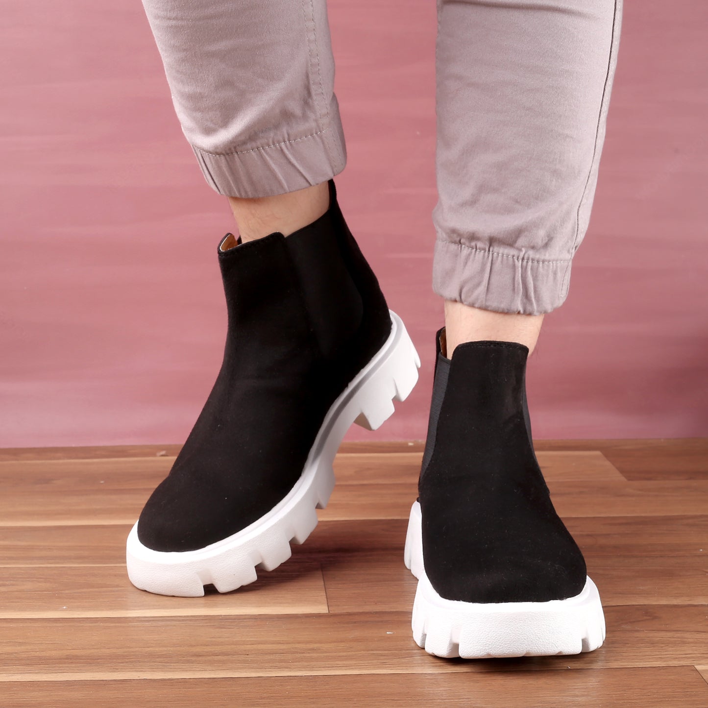 Bxxy Men's Suede Material Casual Chelsea Slip-On Boots