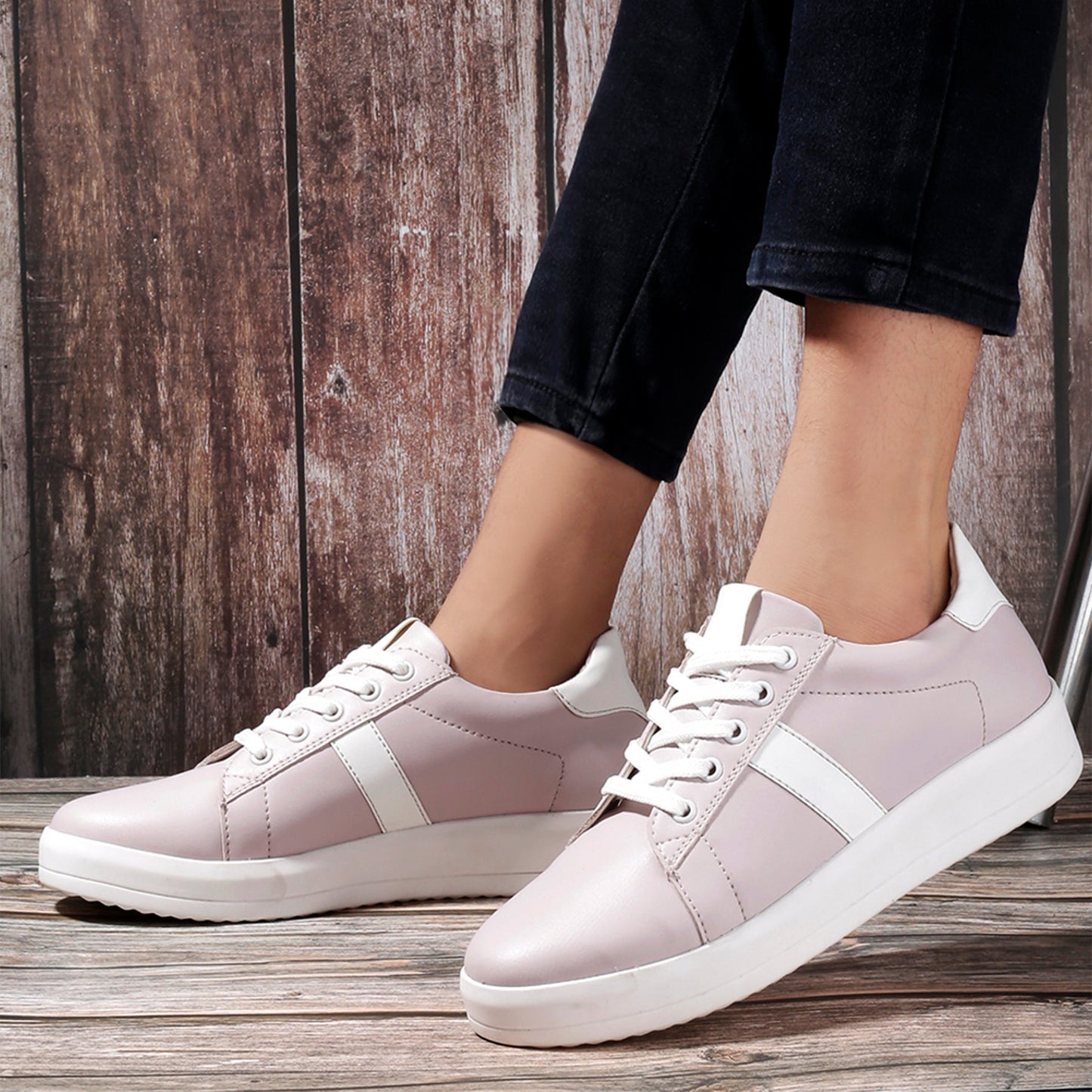 New Fashionable Stylish Women's Casual Sneaker Shoes