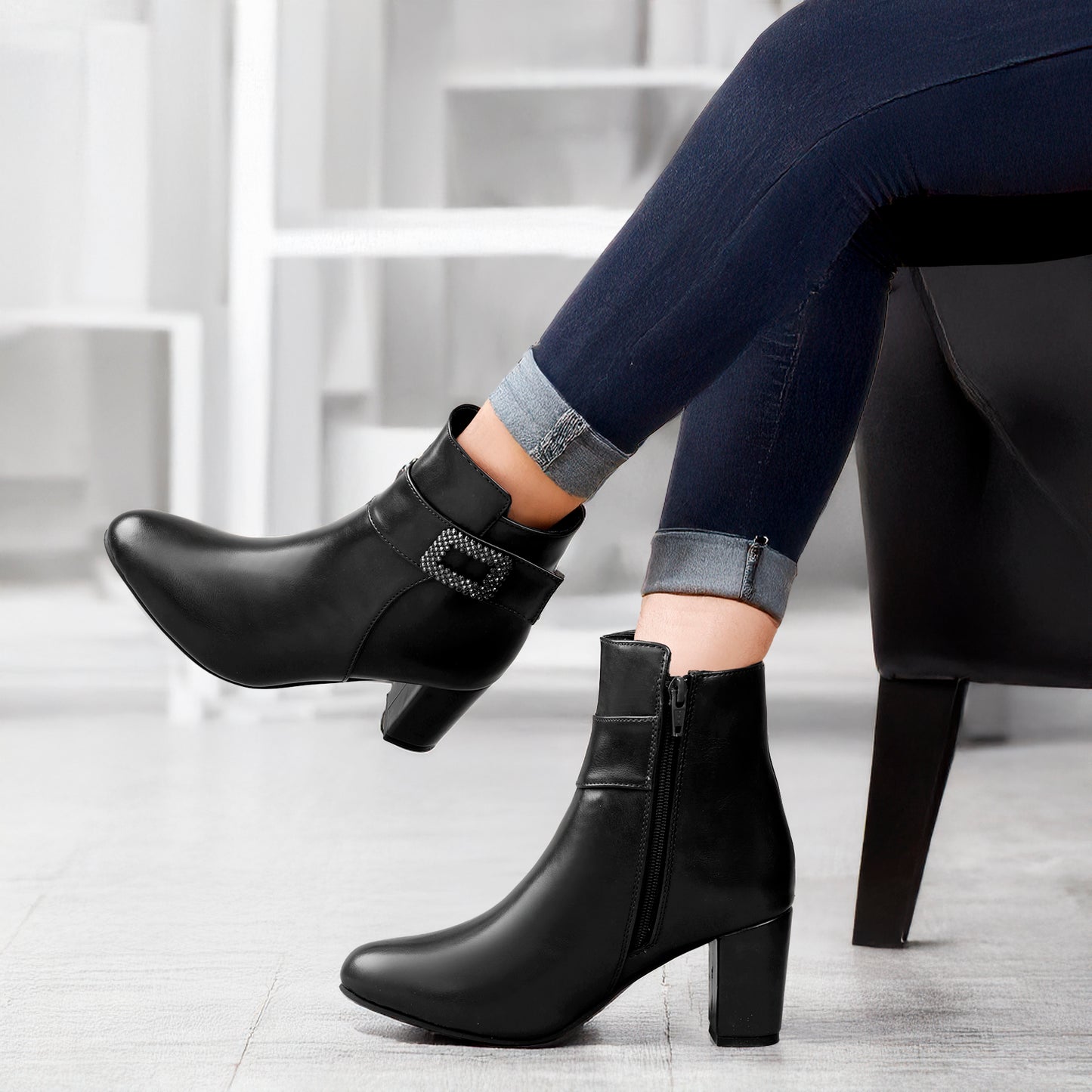 Women Heel Buckle Boots