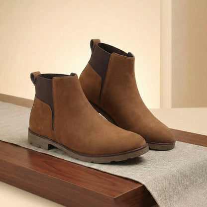 Men’s Iconic Chelsea Boots with Comfort Sole