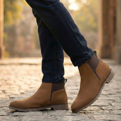 Men’s Iconic Chelsea Boots with Comfort Sole