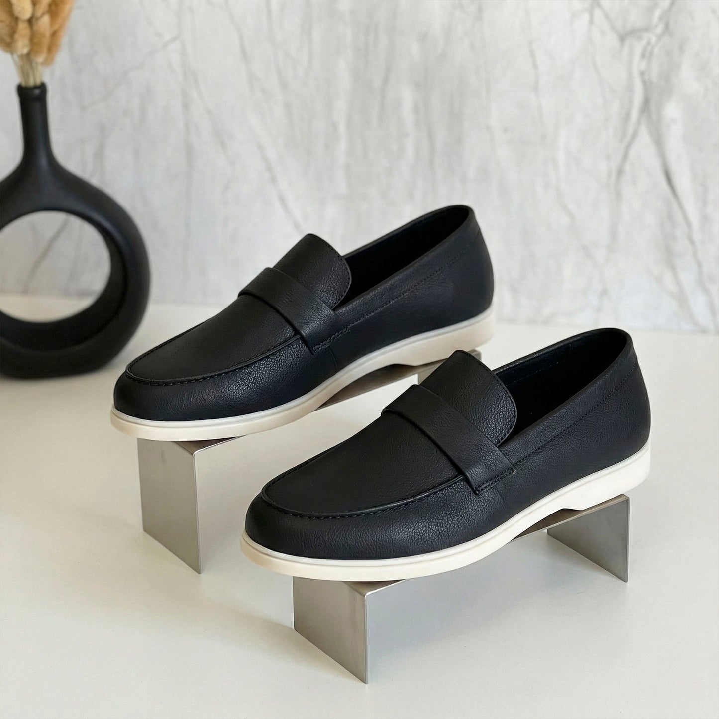 BXXY Classic Men’s Shoes Built for Comfort and Reliable Performance