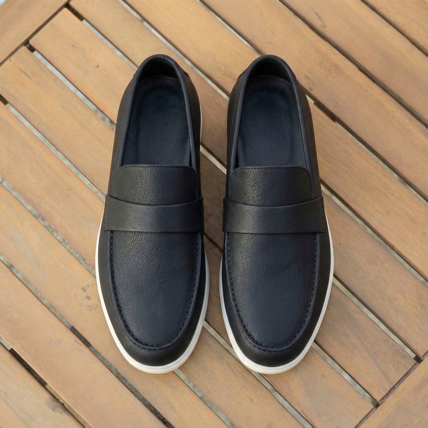 BXXY Classic Men’s Shoes Built for Comfort and Reliable Performance