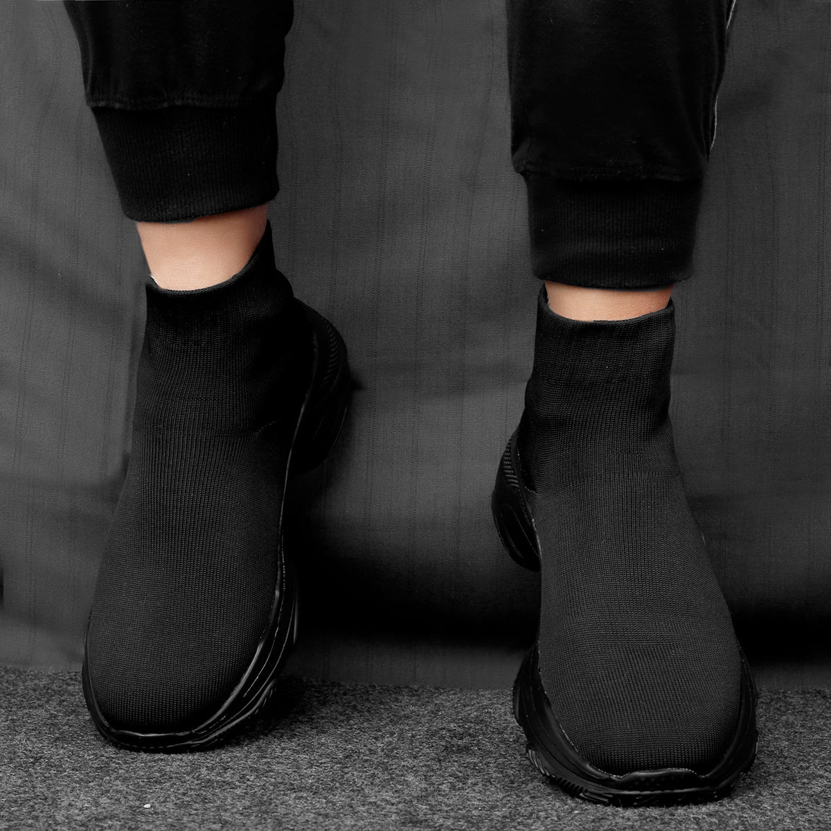 Men's Latest Fashionable Knitted Fabric Casual Socks Shoes