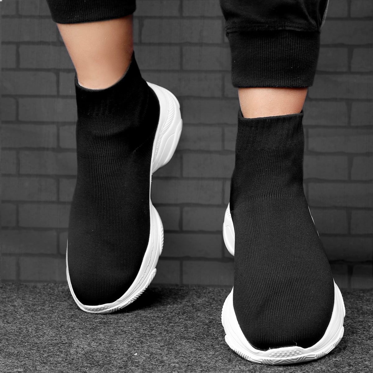Men's Latest Fashionable Knitted Fabric Casual Socks Shoes