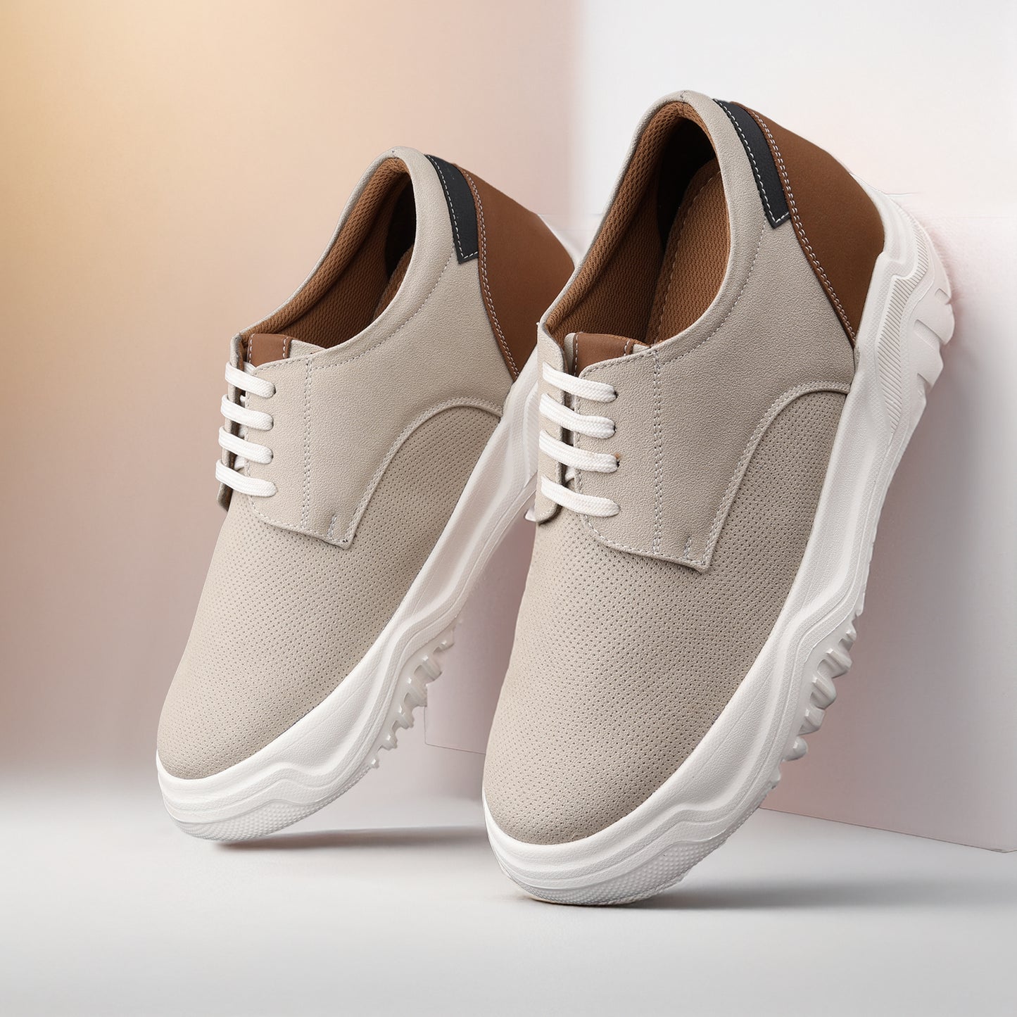 BXXY Premium Height Boost Sneakers for Men Invisible 9 CM Elevator Shoes