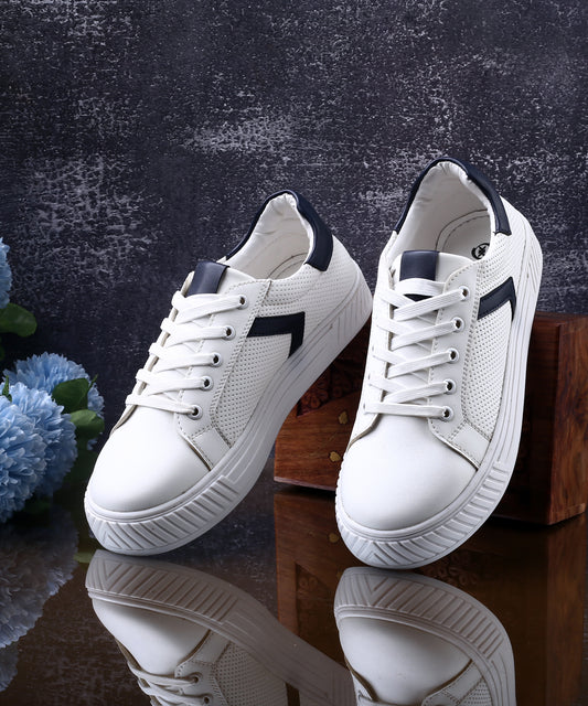 Women's casual sneaker, designed for comfort, style, and versatility