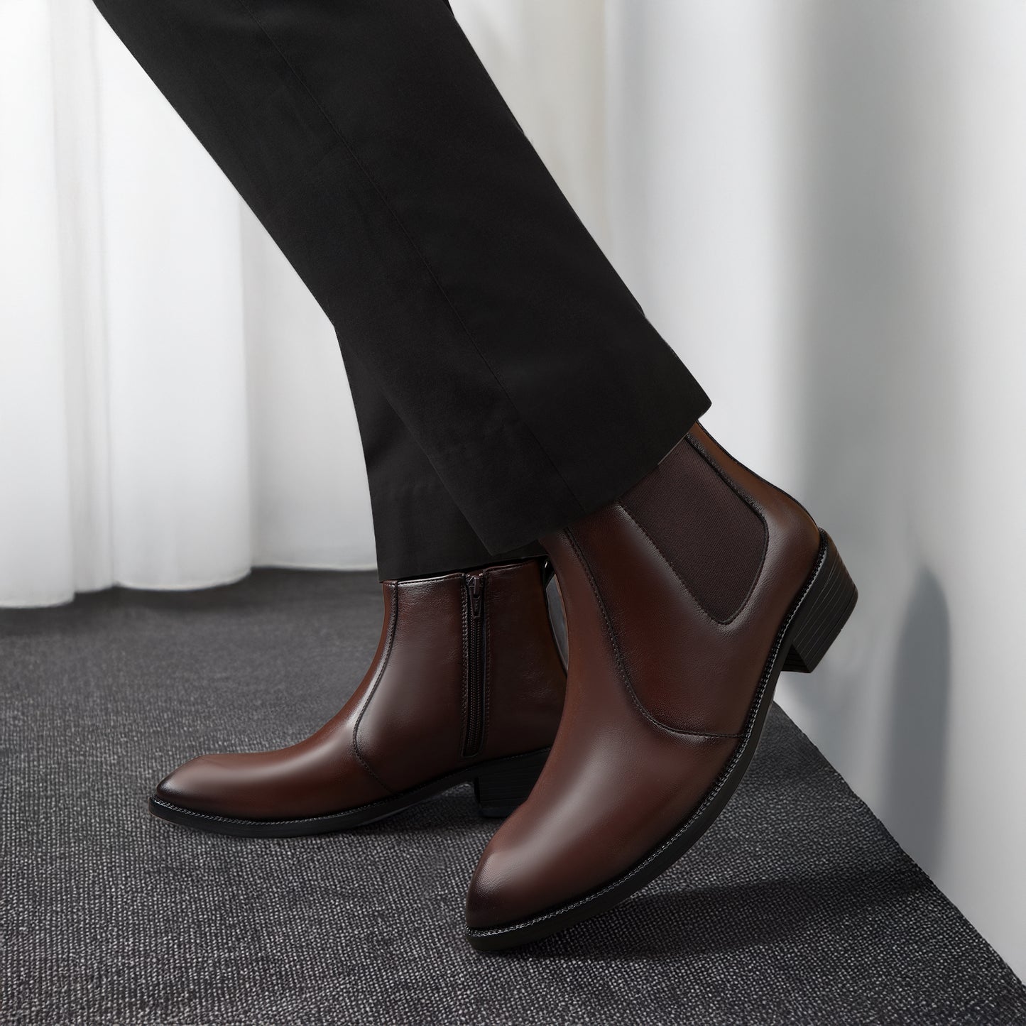 Elegant Chelsea Boots for Daily Wear