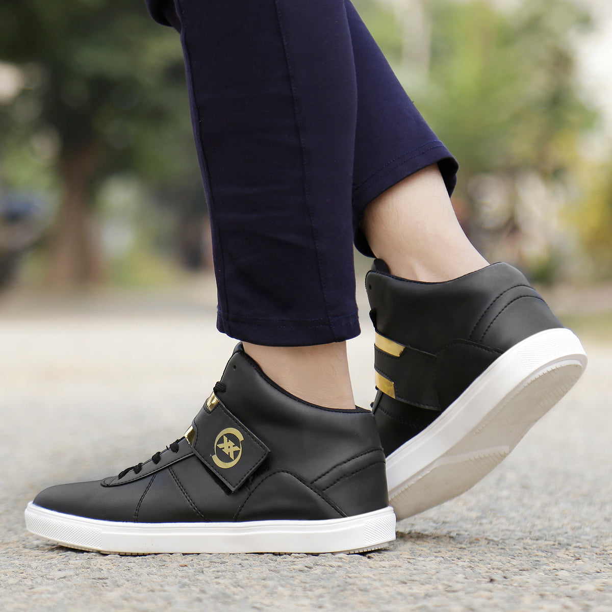 Men/s Faux Leather Casual Sneakers With Lace And Strap Boots