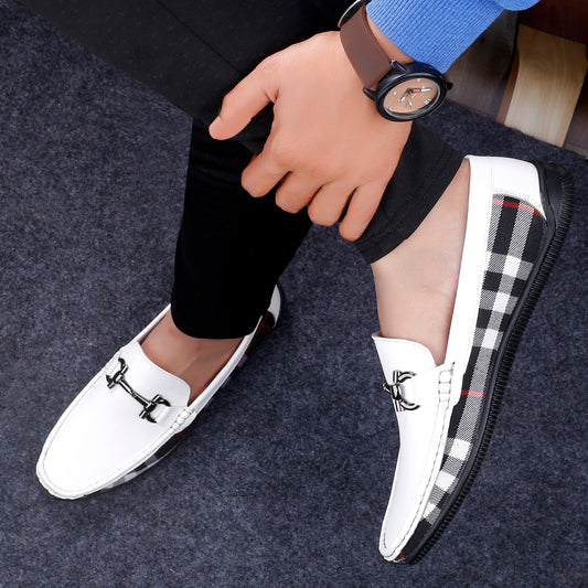 Men's Vegan Leather Fashionable Buckle Loafers for All Seasons