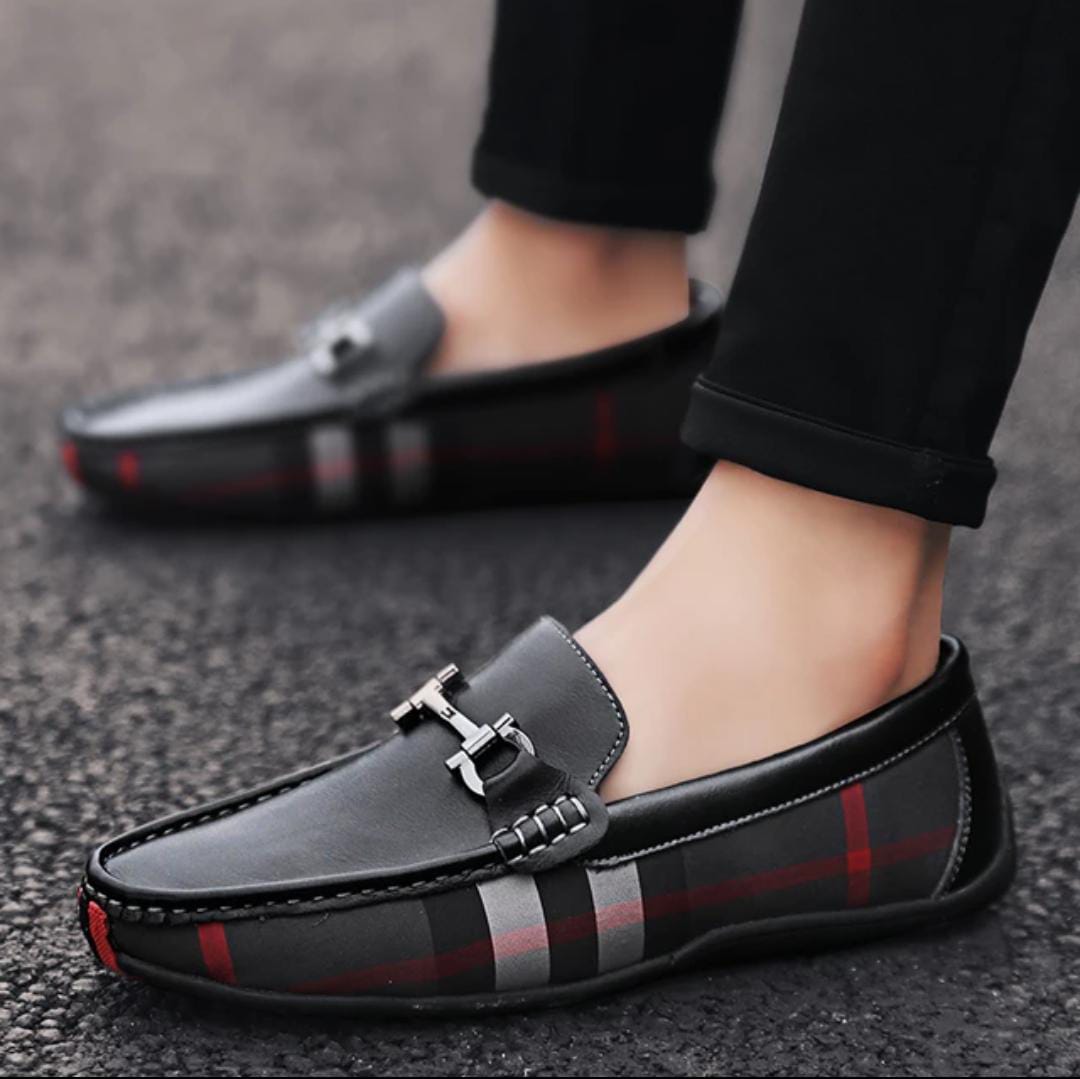 Men's Vegan Leather Fashionable Buckle Loafers for All Seasons