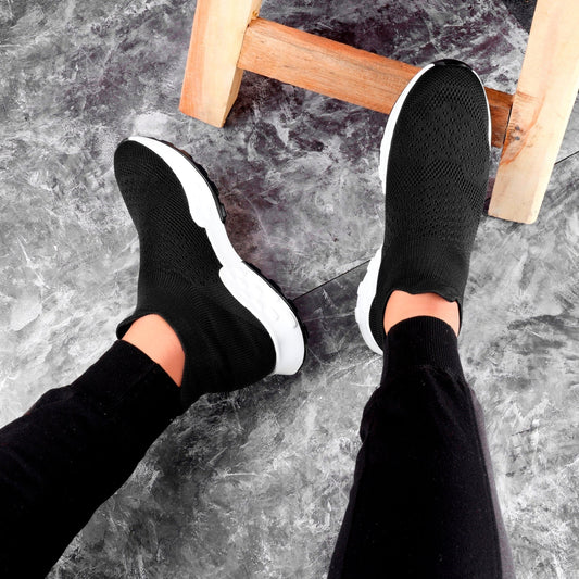 Men's Latest Fashionable Knitted Fabric Material Casual Socks Shoes