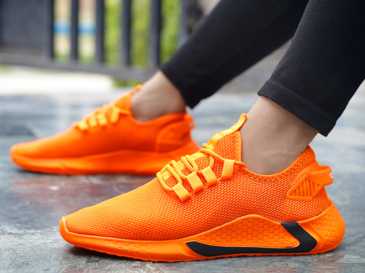 Men/s Casual Mesh Material Sports Shoes
